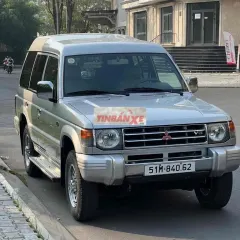 Mitsubishi Pajero 2002 V33 V6 Bạc