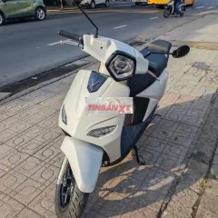 Vero X Trắng 400km , ĐK 5 / 2026 . giá iu