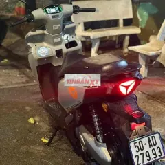 Xe máy điện Velaxx H Xám