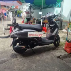 Yamaha Grande 2026 màu Xám