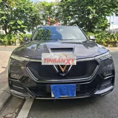 VinFast President SUV Xám