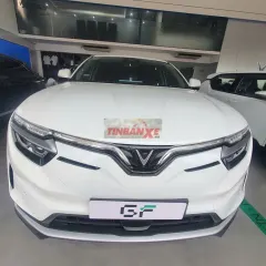VF8 ECO 2024 Trắng Nội thất đen