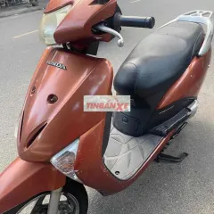 Honda SCR màu Cam