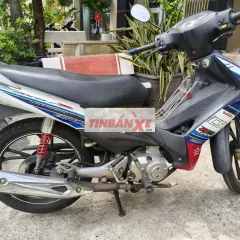 Suzuki Axelo Trắng, xanh, đỏ