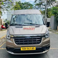 Ford Transit 2023 tên cá nhân xe đẹp