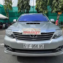Toyota Fortuner 2016 Bạc