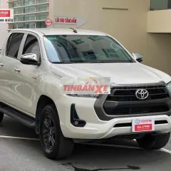 Toyota Hilux 2021 2.4AT 4x2 Trắng