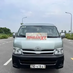 Toyota Hiace Van 6 chỗ 2010 Dầu