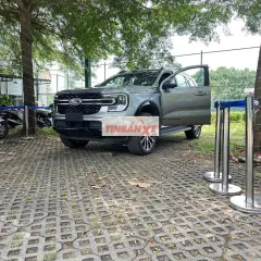 2026 Ford Everest Platinum 2.3 Xăng Hot giao lien