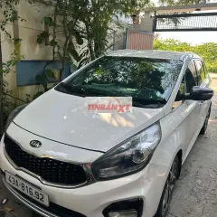 Kia Rondo 2017 Trắng 100000 km