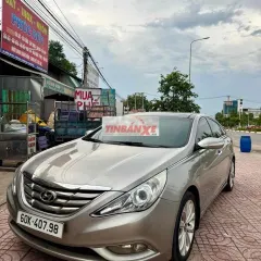 Hyundai Sonata 2010 màu Vàng cát