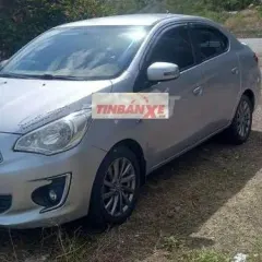 Mitsubishi Attrage 2016 Số sàn 96.000km Bạc