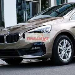 BMW 218i 2018 Nâu ánh bạc 64.000 km