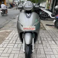 Xe máy điện VinFast Klara S1 Xám