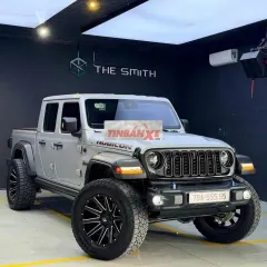 Jeep ghladito Rubicon 2022 Bạc 22000 km