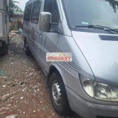 Mercedes-Benz Sprinter Van 6 chỗ Bạc