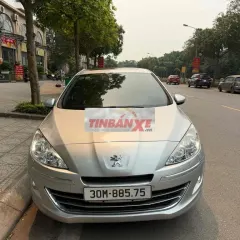 Peugeot 408 màu Bạc