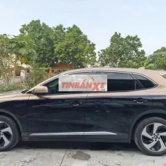 VinFast VF8 Lux Hỏa Long Đen 15000 km