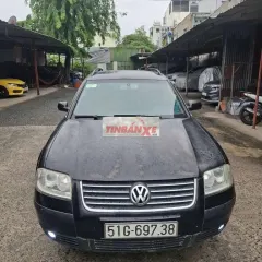 Volkswagen Passat Đen