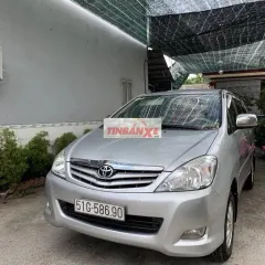 Toyota Innova G 2011 Ghi bạc 205000 km
