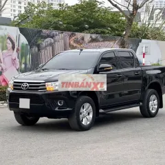Toyota Hilux 2020 2.4MT nổi tiếng nồi đồng cối đá