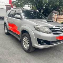 xe Toyota Fortuner