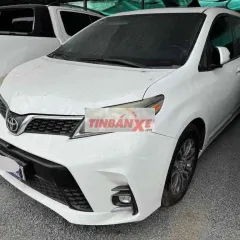 Toyota Sienna 2013 68.000 km Trắng