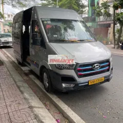 Hyundai Solati 16 chỗ Bạc