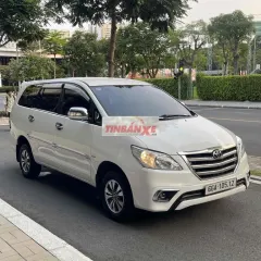 Toyota Innova 2014 Trắng Da