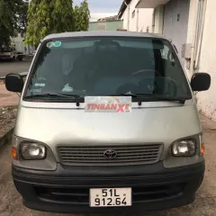 Toyota Hiace 2005 Commuter 2.5 - 100000 km