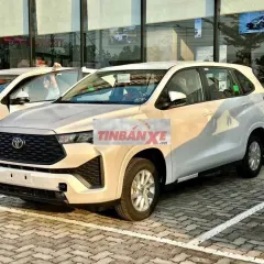 Innova Cross 2.0G 2026 - xe giao ngay giao sớm
