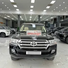 Toyota Land Cruiser LC200 2016 Đen