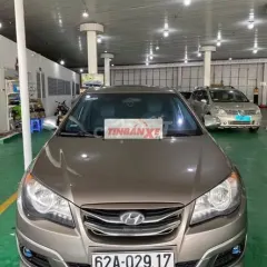 Hyundai Avante 2014 xe gia đình tự động giá 260tr