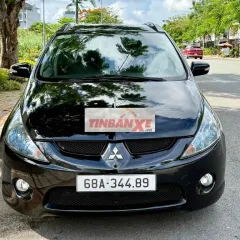 Mitsubishi Grandis 2009 Đen 7 chỗ