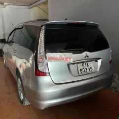 Mitsubishi Grandis 7 chỗ Số tự động Bạc