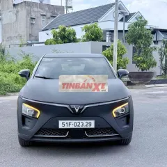 Xe điện VinFast VF7 Plus 2024 Đen