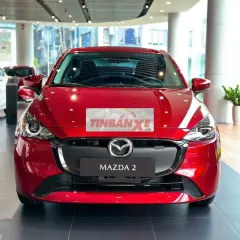 Mazda 2 màu Đỏ
