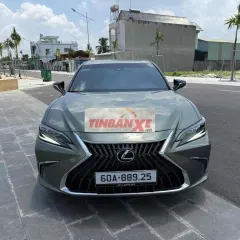 Lexus ES 250 2023 Xám 25.000 km