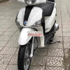 xe liberty màu trắng