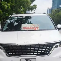 Kia Carnival 2.2d signature 2022 trắng 120.000km