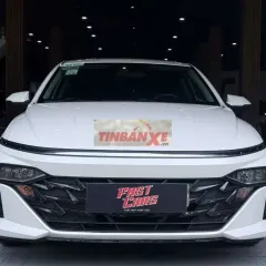 Hyundai Accent 2025 tiêu chuẩn 1.5AT,màu trắng,2v1