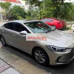 Hyundai Elantra 2018