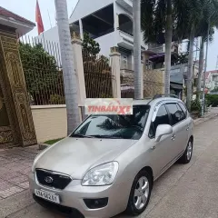 Kia Carens 2.0 AT_ 7 chỗ tự động
