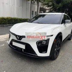 VF7 Plus, PIN MUA, 12.000 km, Trắng/Nội thất Nâu