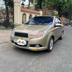Chevrolet Aveo Tự động Vàng cát
