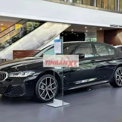 BMW 520i M Sport Đen 5 chỗ