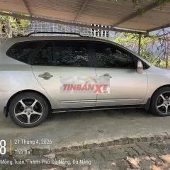 Kia Carens 7 chổ số sàn 2.0