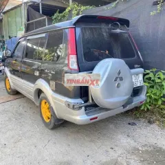 Mitsubishi 7 chỗ màu Đen