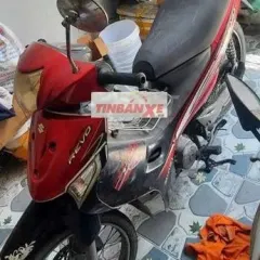 Xe suzuki revo màu đỏ