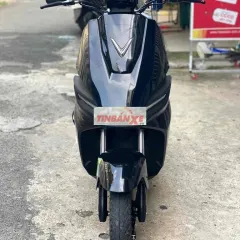 Xe máy điện Vinfast Flazz Đen bóng odo 285km